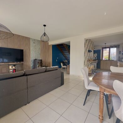 Maison 5 pièces 215000 €