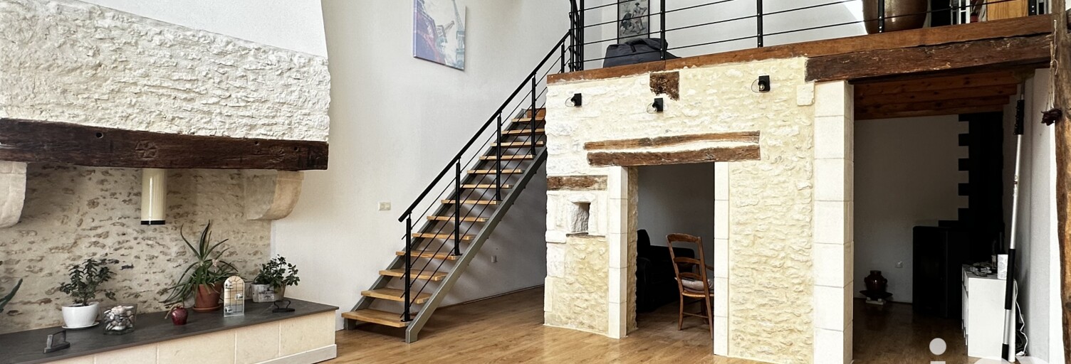 Maison 11 Pièces 268 m² à vendre à Fontaines-d'Ozillac (17500)