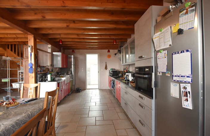 LONGERE SUR 6.7 HA — photo 3
