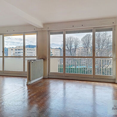 Appartement 4 pièces 255000 €