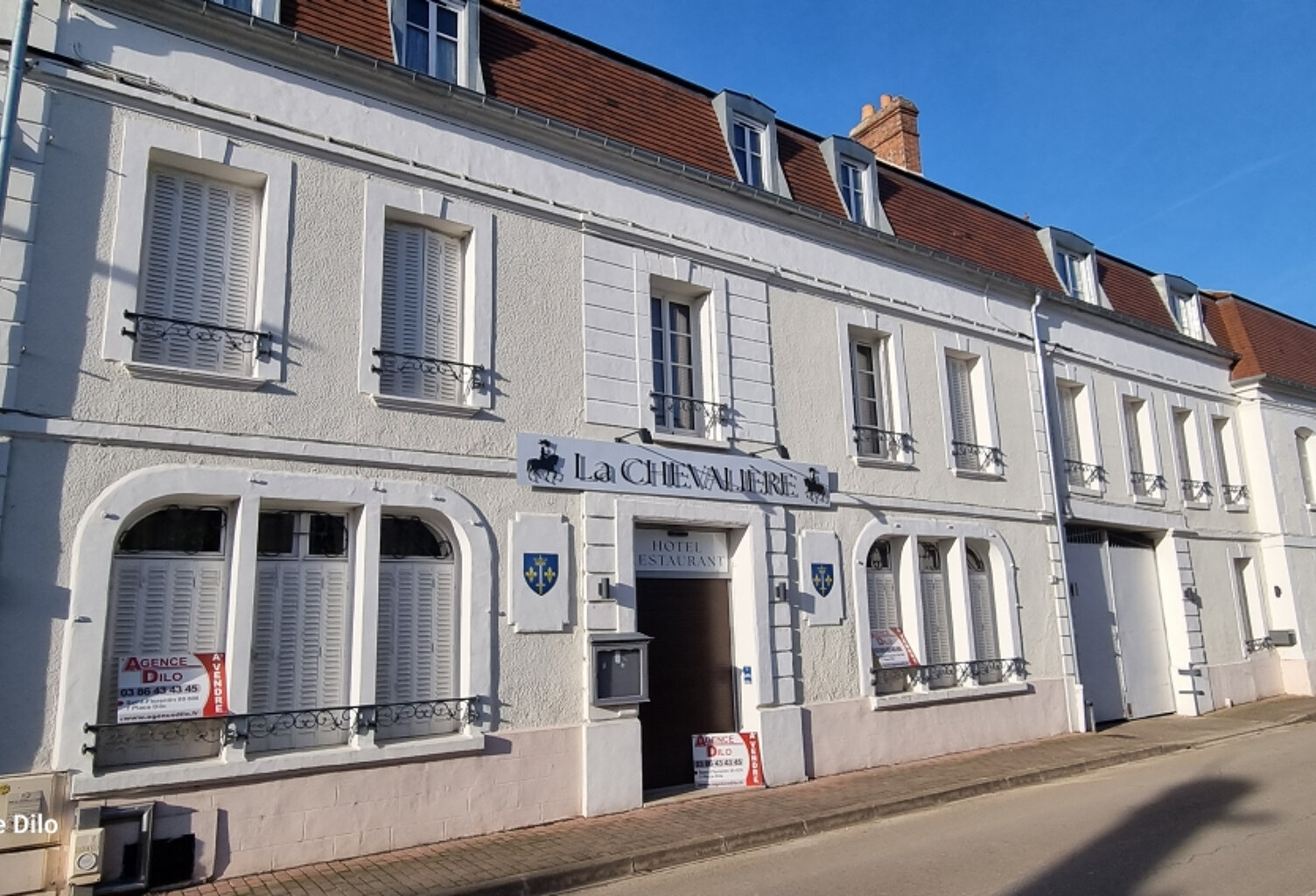 HÔTEL-RESTAURANT TOTALEMENT RÉNOVÉ — photo 1