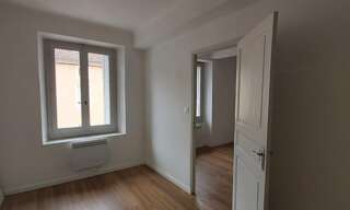 Appartement 1 Pièce 29 m² à louer à Tarascon-sur-Ariège (09400)