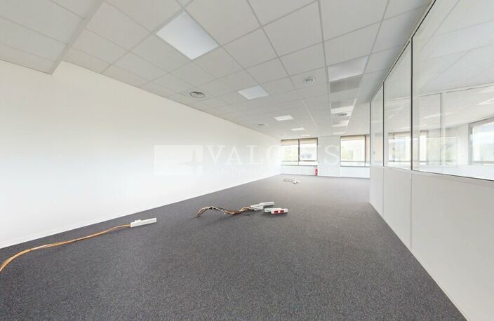 BUREAUX à LOUER — photo 5