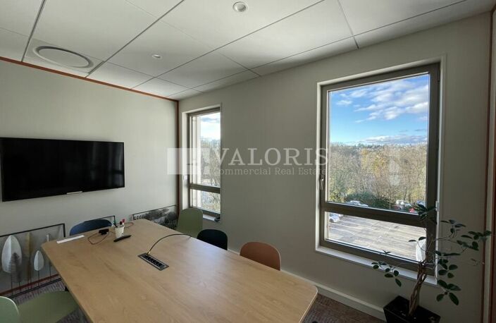 BUREAUX à LOUER — photo 3