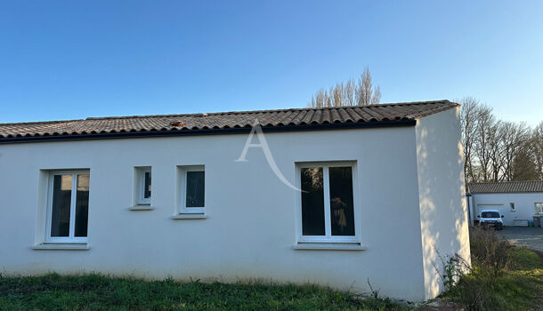 Villa / Maison 3 pièces  à louer Lussant 17430