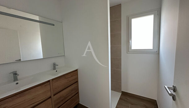 Villa / Maison 3 pièces  à louer Lussant 17430