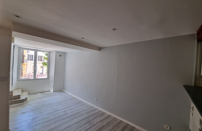 Maison La Roquebrussanne 4 pièces et cave — photo 2
