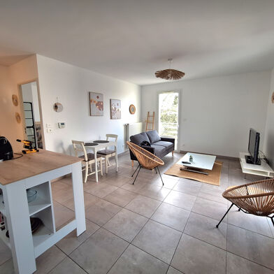 Appartement 2 pièces 900 €