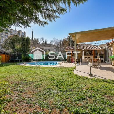 Maison 7 pièces 550000 €