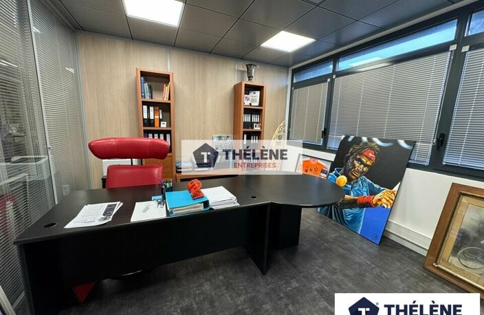 BUREAUX à LOUER — photo 4