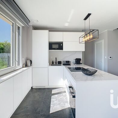 Maison 5 pièces 385000 €