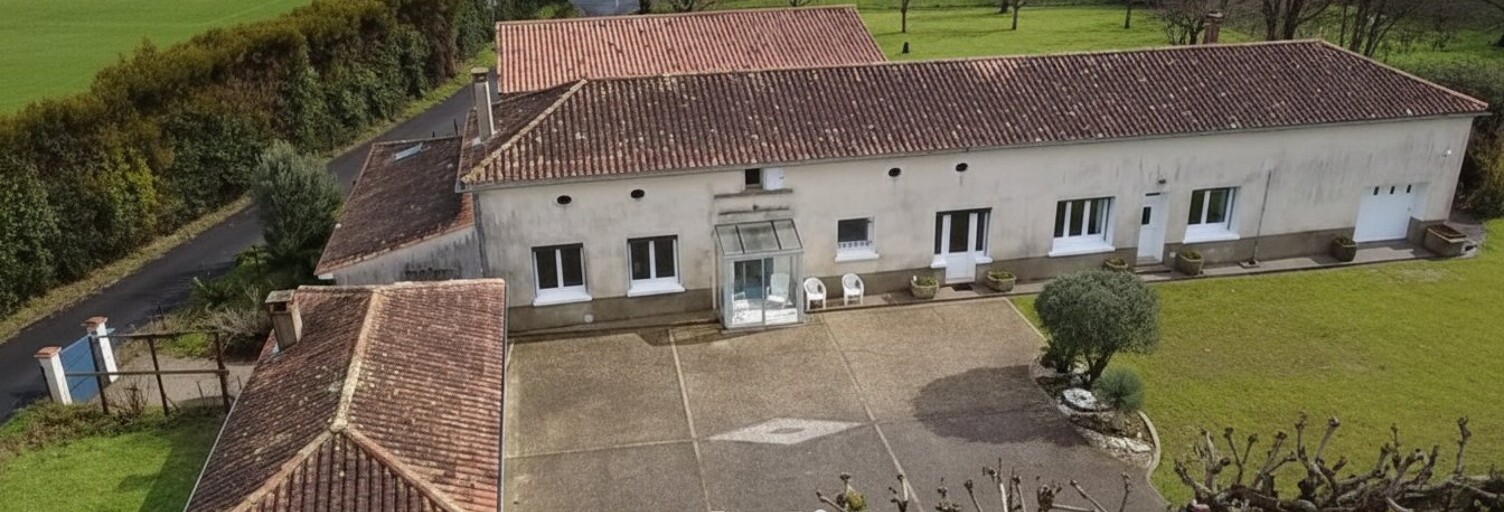 Maison 6 Pièces 162 m² à vendre à Barret (16300)