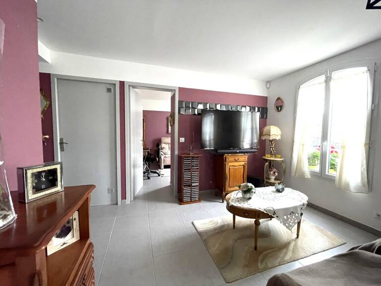 La Roque, appartement T3 avec terrasse et garage — photo 1