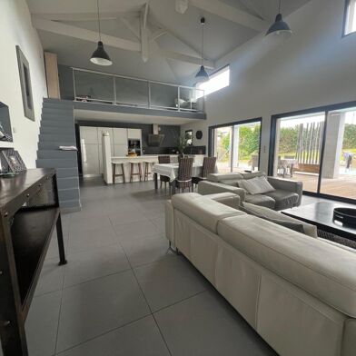 Maison 5 pièces 474000 €