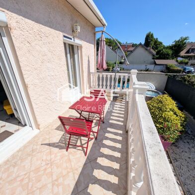 Maison 5 pièces 349000 €