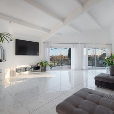 Maison 6 pièces 695000 €