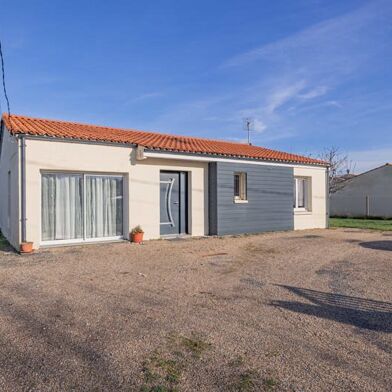 Maison 4 pièces 301815 €