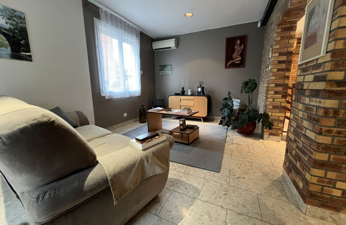 Maison familiale avec jardin et garage — photo 3