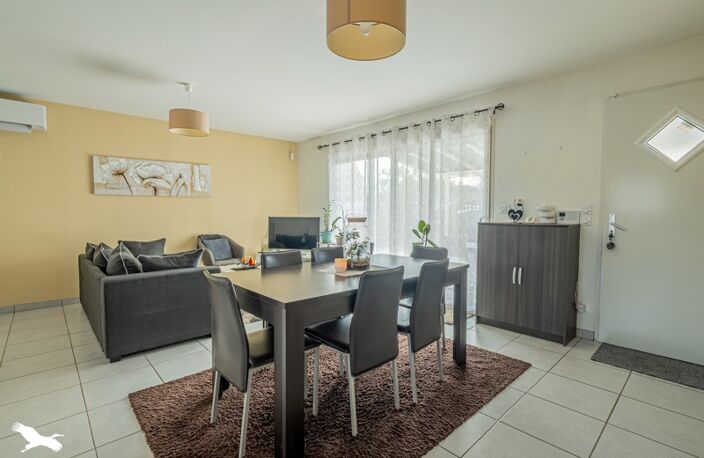 Vente maison 4 pièces 95 m² Saint-Loubès (33450) — photo 2
