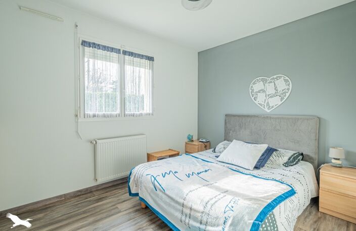 Vente maison 4 pièces 95 m² Saint-Loubès (33450) — photo 3