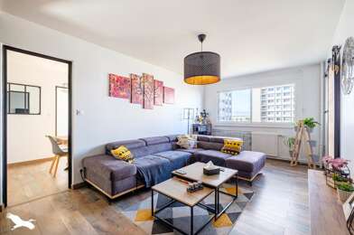 Appartement 4 pièces 211730 €