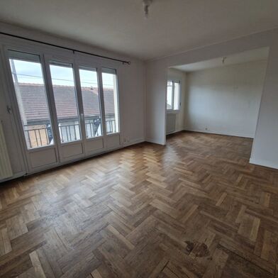 Appartement 4 pièces 103740 €