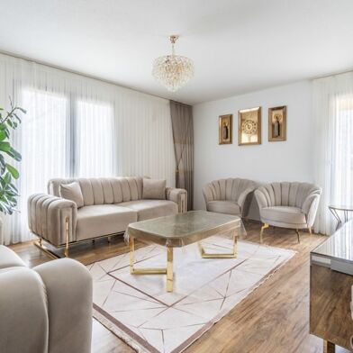 Appartement 5 pièces 172900 €