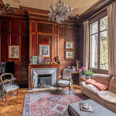 Maison 10 pièces 1090000 €