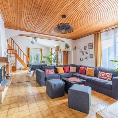 Maison 7 pièces 348480 €