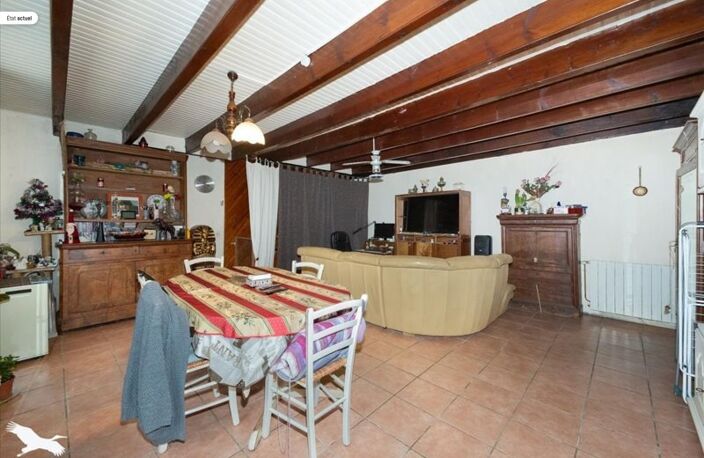 Charentaise de 6 pièces principales — photo 2