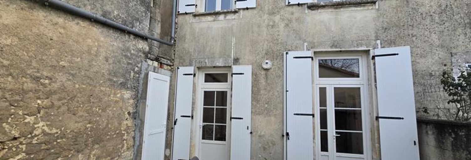 Immeuble   m² à vendre à Jonzac (17500)
