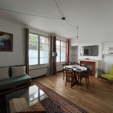 Appartement 3 pièces 735 €