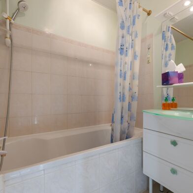 Appartement 3 pièces 247220 €