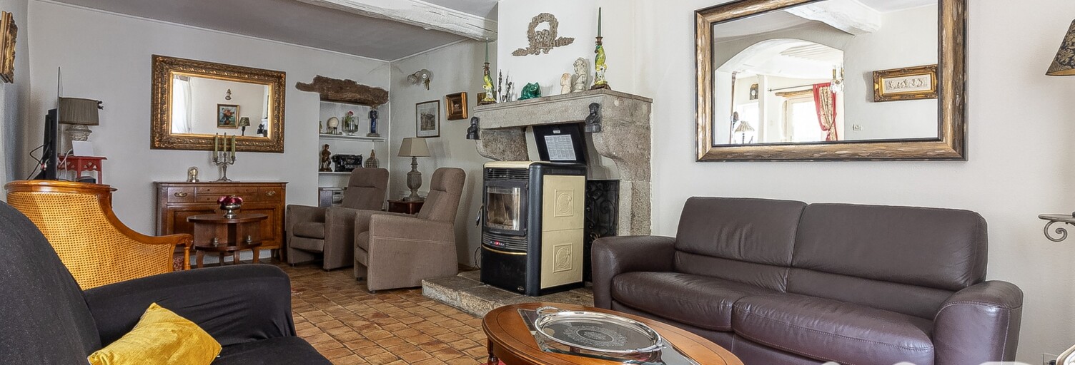 Maison 6 Pièces 162 m² à vendre à Saint-Laurent-d'Agny (69440)