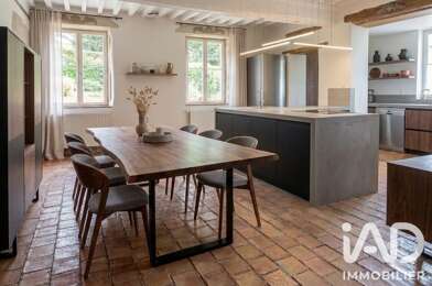 Maison 6 pièces 399000 €