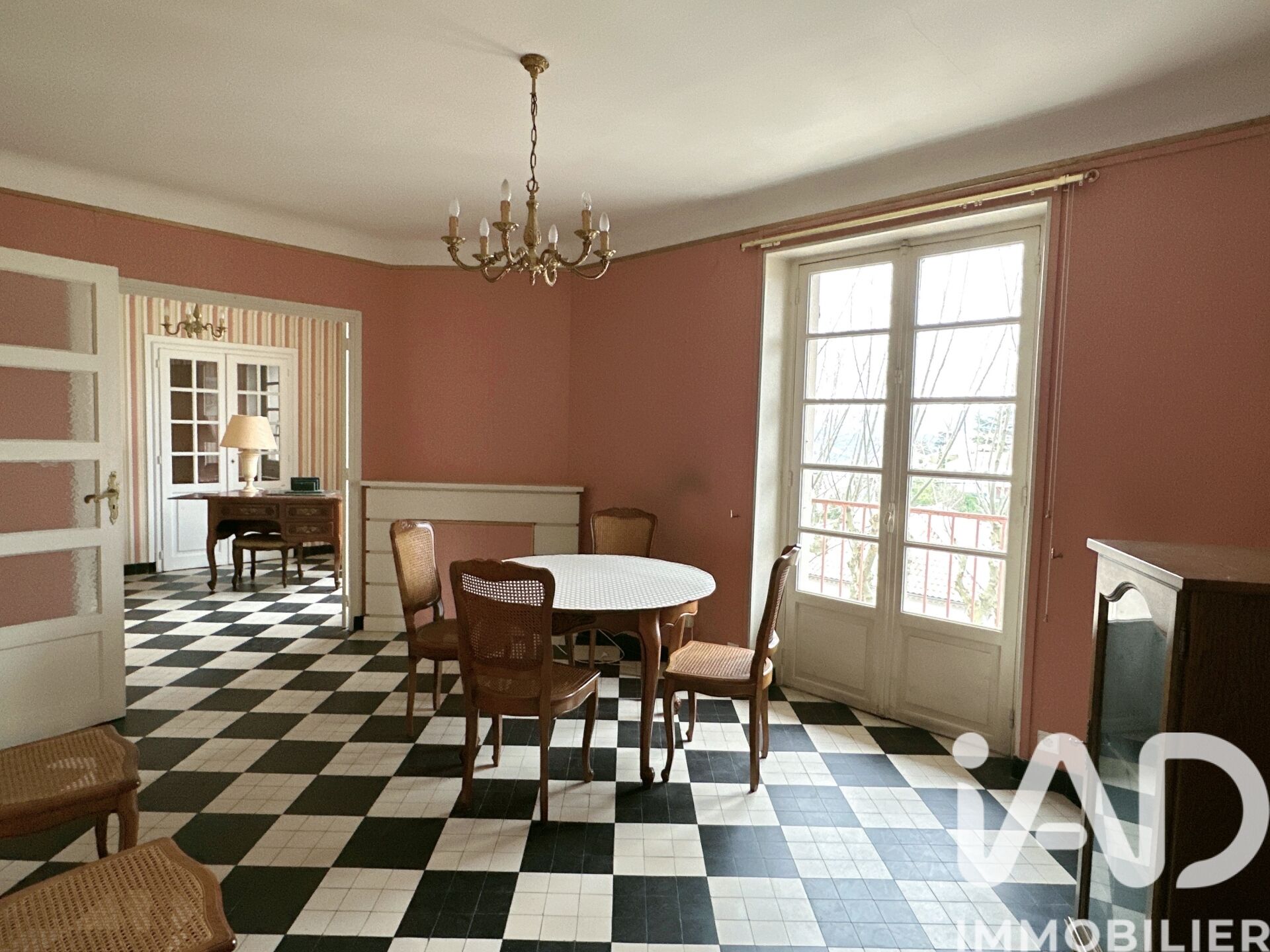 Aubenas - 75m² - 5p. - 2ch.