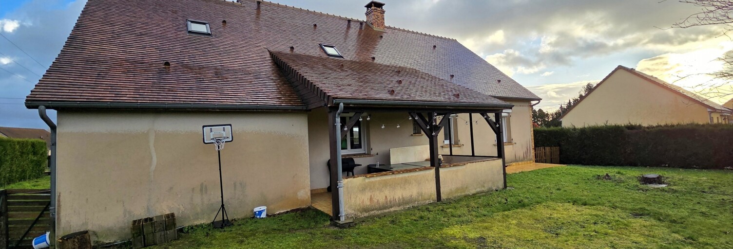 Maison 6 Pièces 144 m² à vendre à Tuffé Val de la Chéronne (72160)