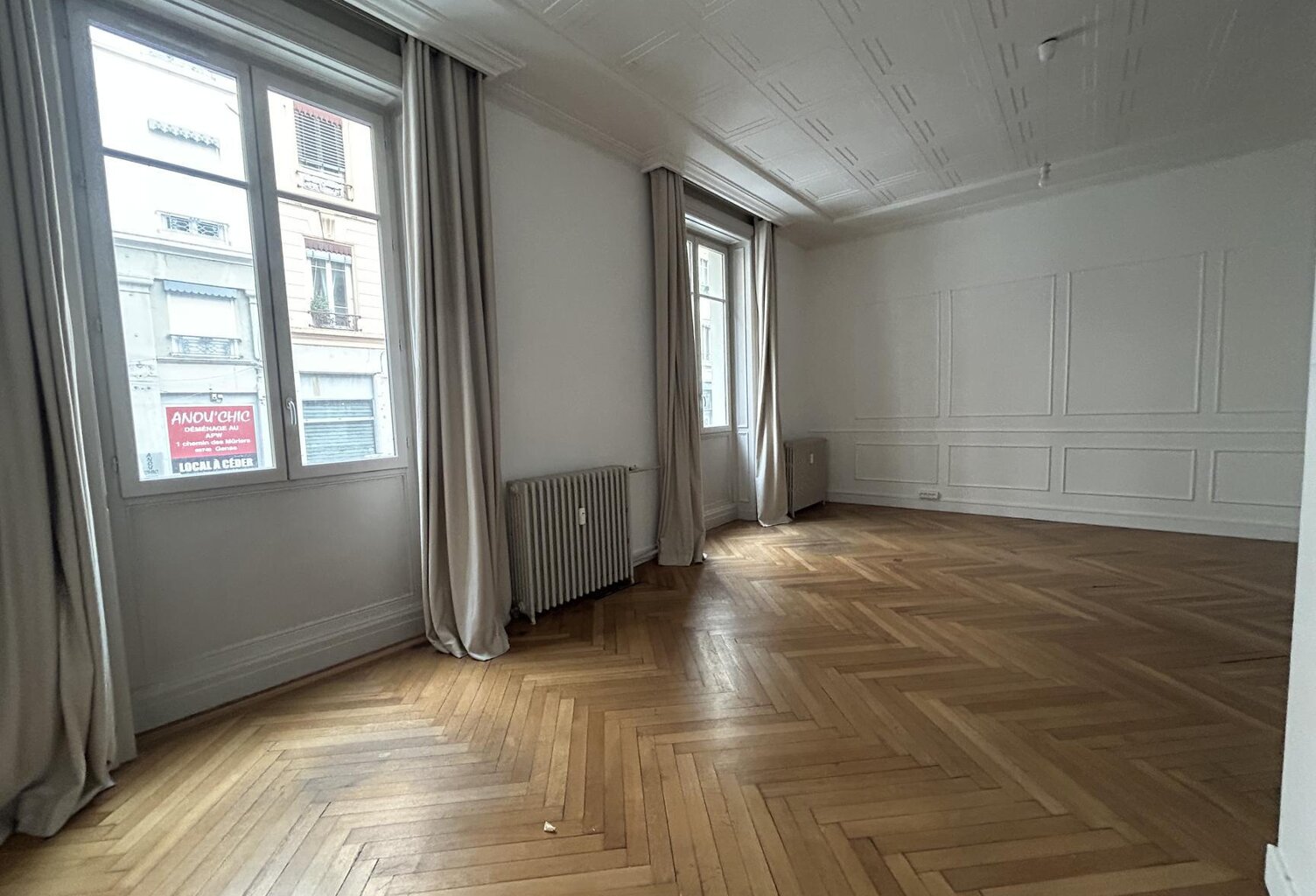 BUREAU FOCH — photo 1