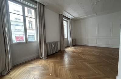 BUREAU FOCH — photo du bien