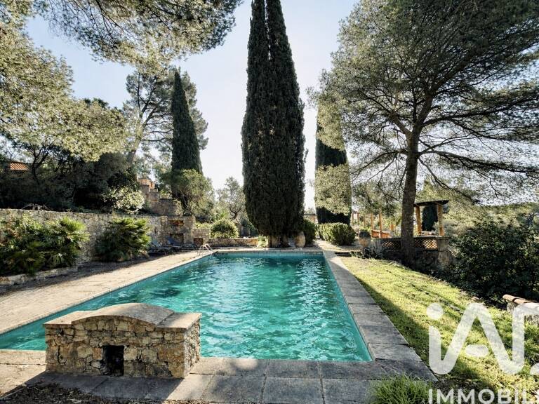 Vente Maison/villa 11 pièces — photo 1