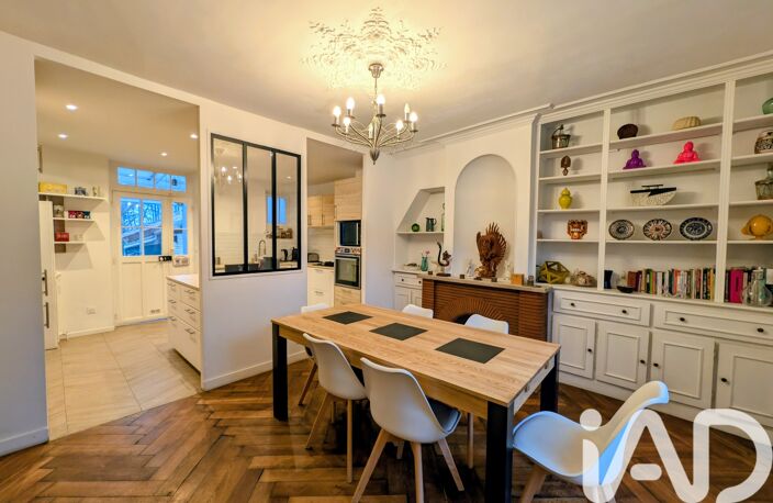 Vente Demeure 7 pièces — photo 2