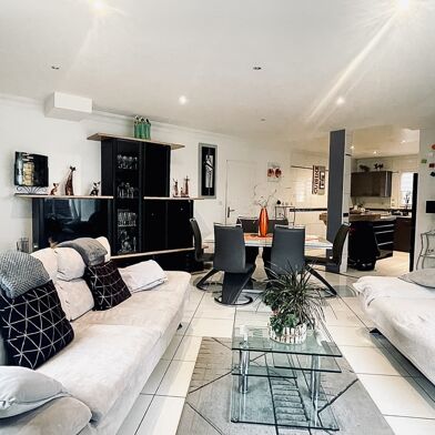 Maison 5 pièces 380000 €