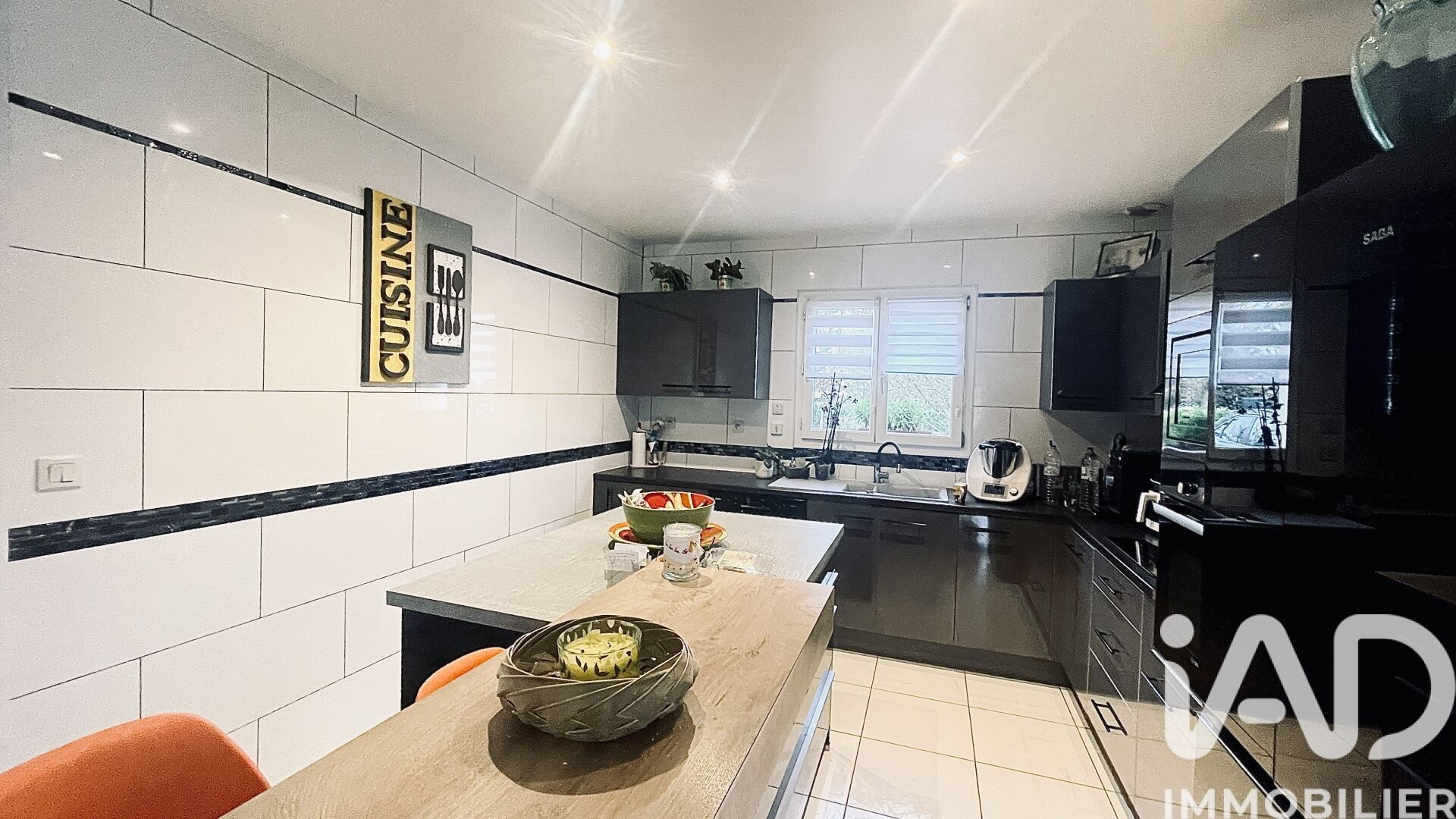 Joue-Les-Tours - 133m² - 5p. - 4ch.