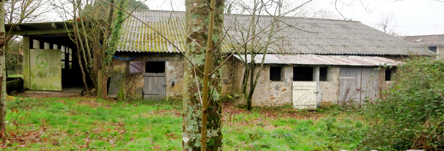 Terrain  16970 m² à vendre à Sainte-Radégonde (86300)