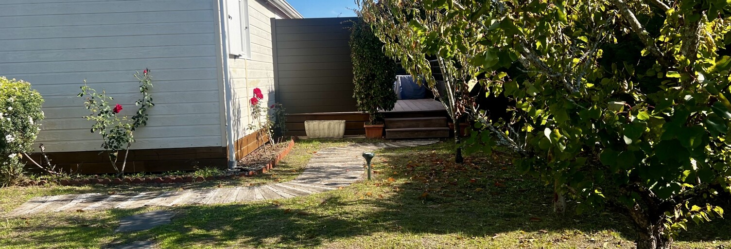 Terrain  49 m² à vendre à Sainte-Gemme (17250)