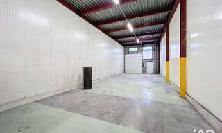 Commerce  100 m² à louer à Brie-Comte-Robert (77170)