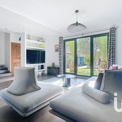 Maison 5 pièces 840000 €