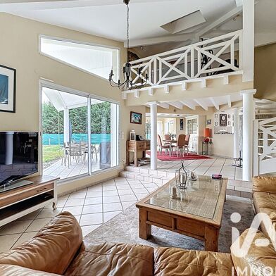 Maison 7 pièces 550000 €