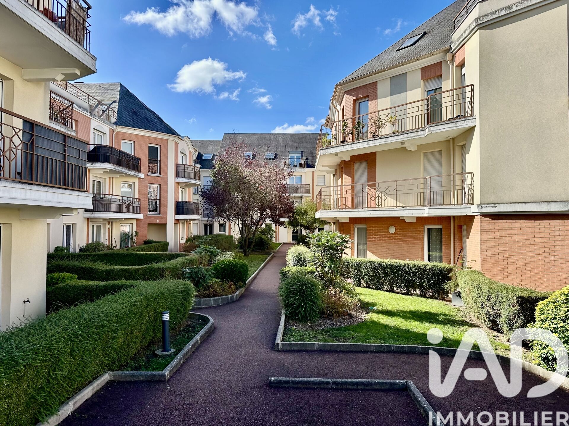 Saint-Ouen-l'Aumone - 94m² - 5p. - 3ch.