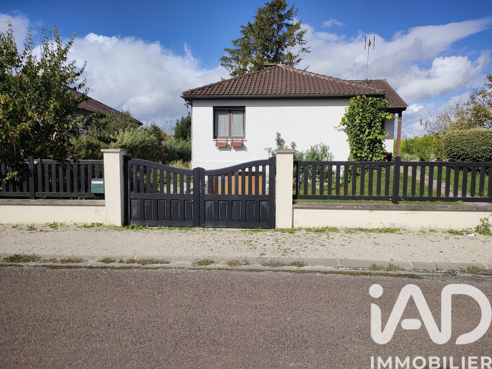 Brienne-Le-Chateau - 88m² - 4p. - 3ch.